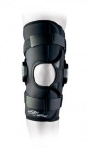 Donjoy Deluxe Hinged Knee Brace